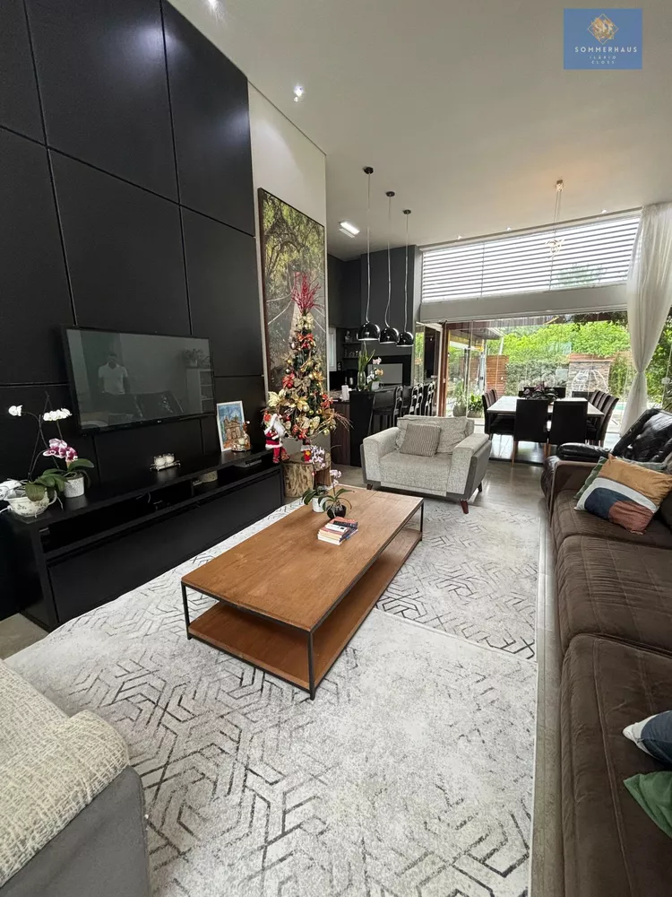 Casa, 3 quartos, 306 m² - Foto 4