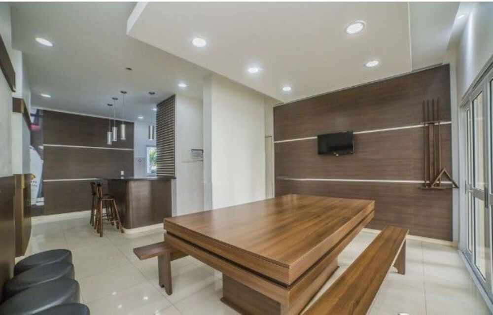 Apartamento à venda com 2 quartos, 70m² - Foto 1