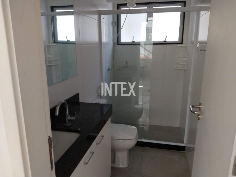 Casa para alugar com 3 quartos, 162m² - Foto 1