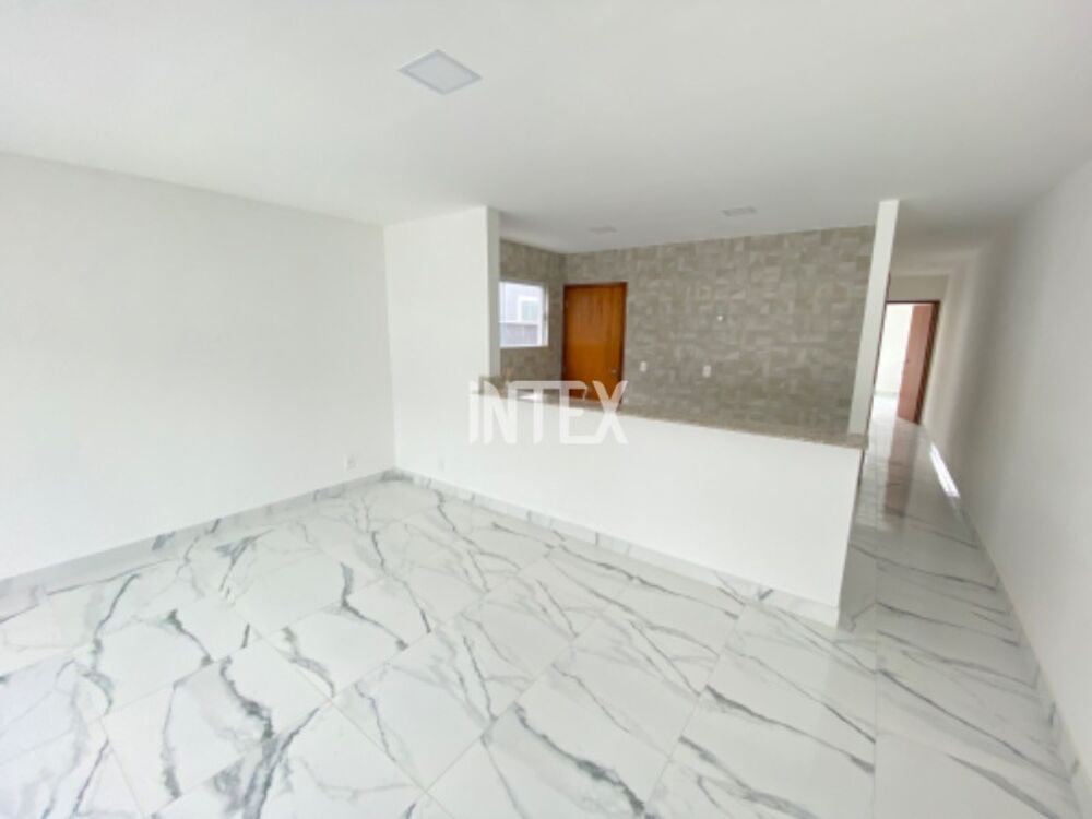 Casa à venda com 2 quartos - Foto 2