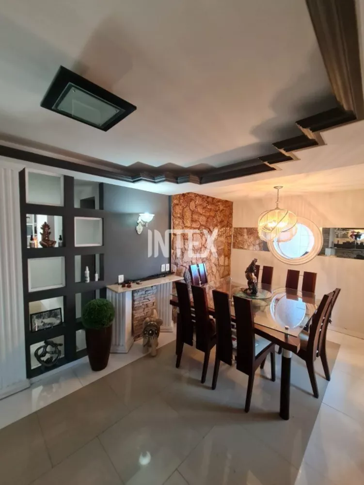 Casa, 5 quartos, 180 m² - Foto 10