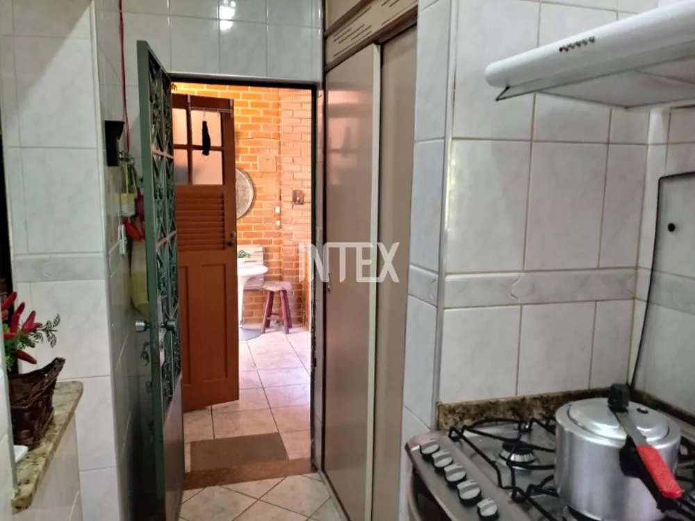 Casa, 8 quartos, 200 m² - Foto 26