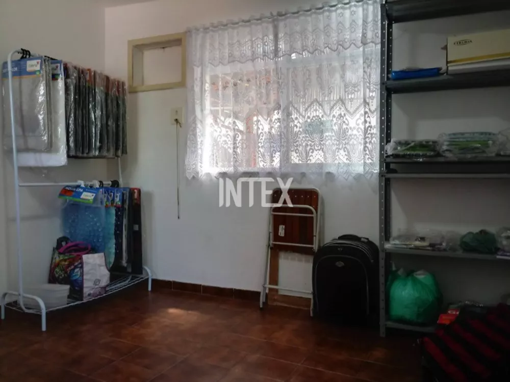 Casa, 8 quartos, 200 m² - Foto 42