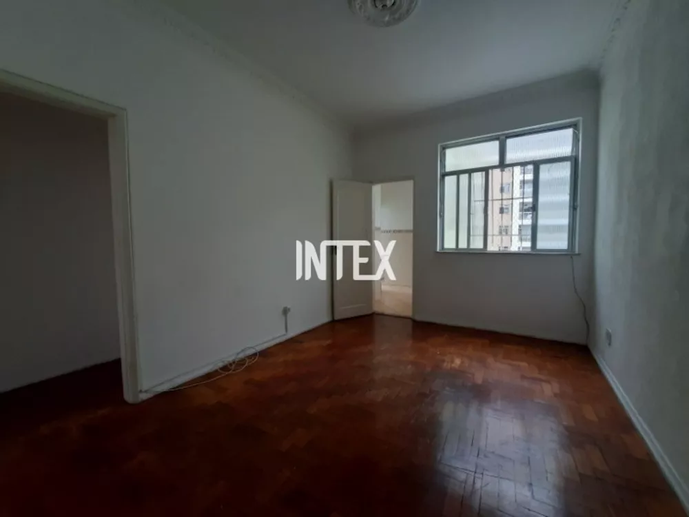 Apartamento à venda com 3 quartos, 85m² - Foto 1