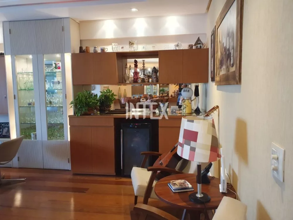 Apartamento, 4 quartos, 195 m² - Foto 12