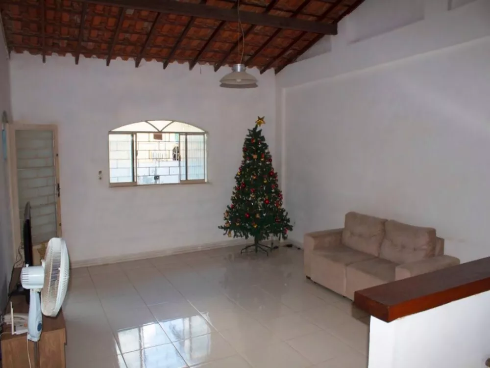 Casa à venda com 3 quartos, 148m² - Foto 14