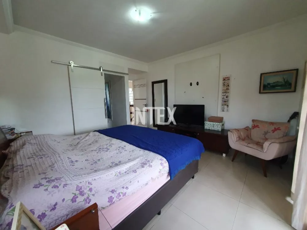 Casa, 4 quartos, 350 m² - Foto 21