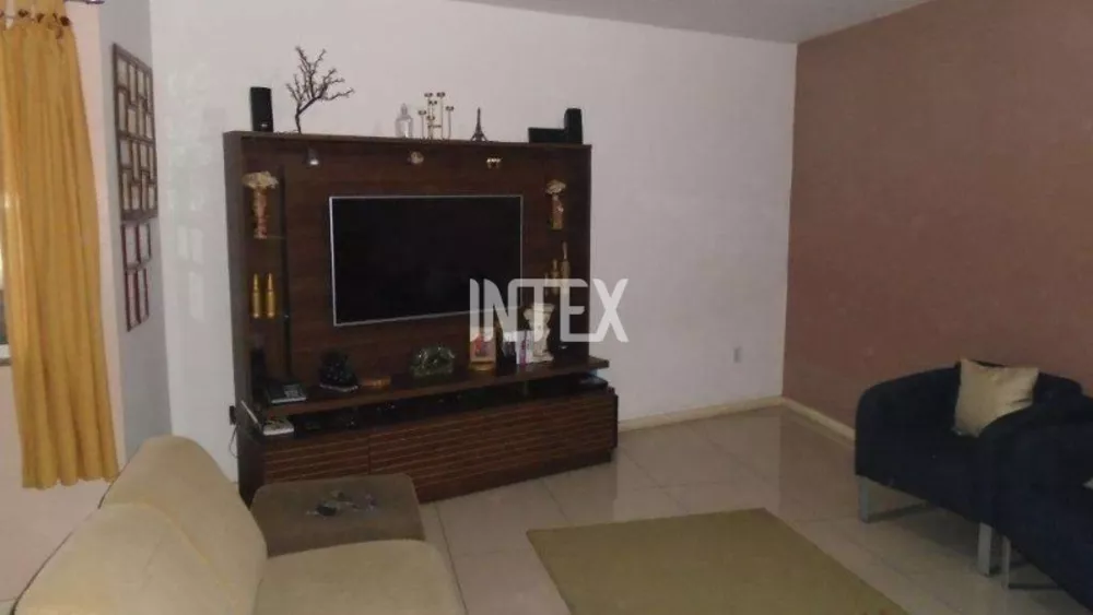 Casa, 3 quartos, 182 m² - Foto 3