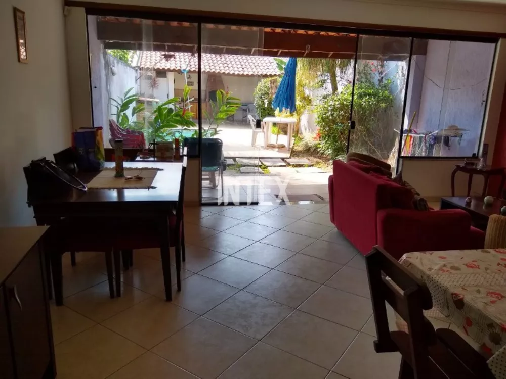 Casa, 3 quartos, 160 m² - Foto 2