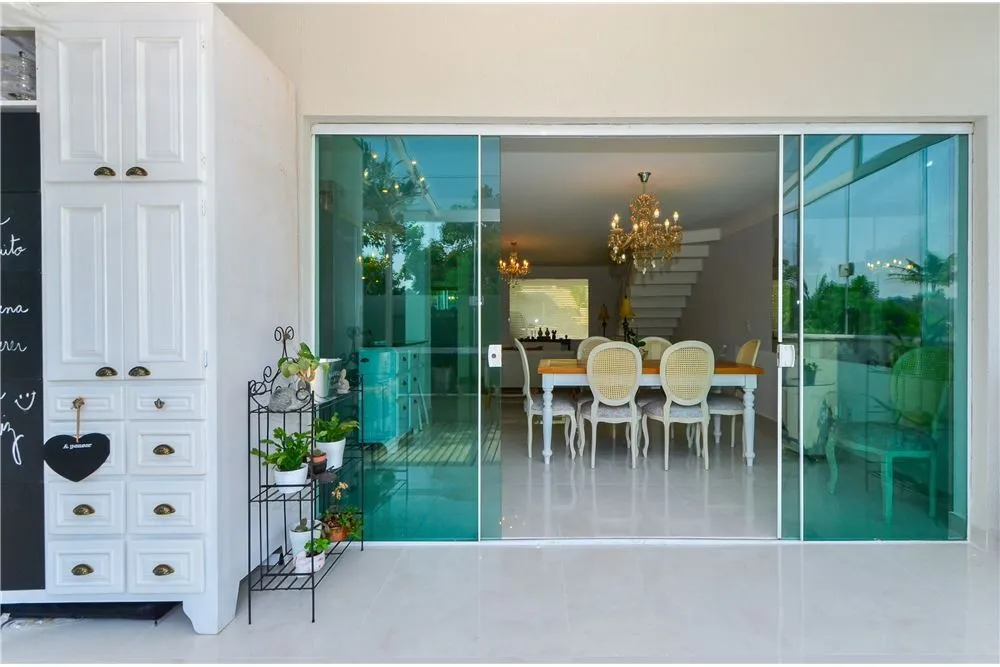 Casa, 4 quartos, 270 m² - Foto 2