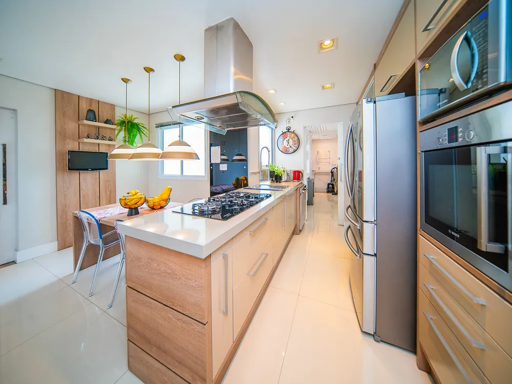 Apartamento, 3 quartos, 170 m² - Foto 1