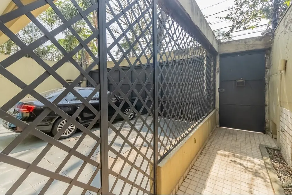 Casa, 5 quartos, 350 m² - Foto 1