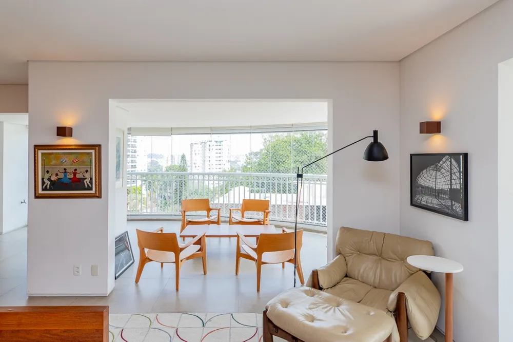 Apartamento, 4 quartos, 246 m² - Foto 1
