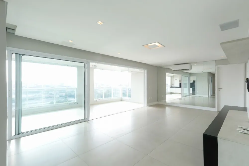 Apartamento, 4 quartos, 241 m² - Foto 1
