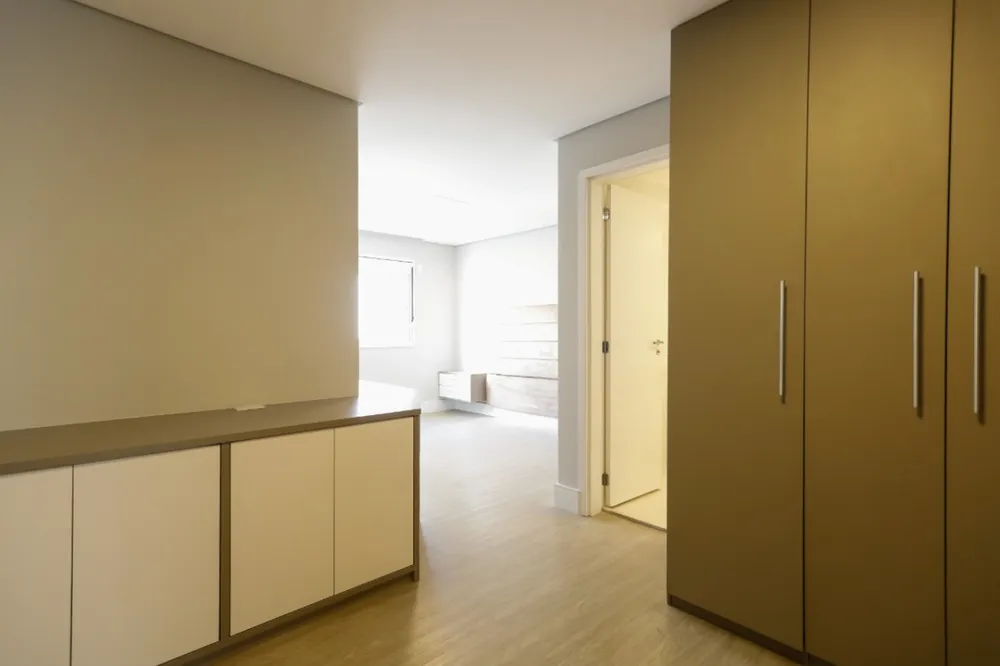 Apartamento, 4 quartos, 241 m² - Foto 12