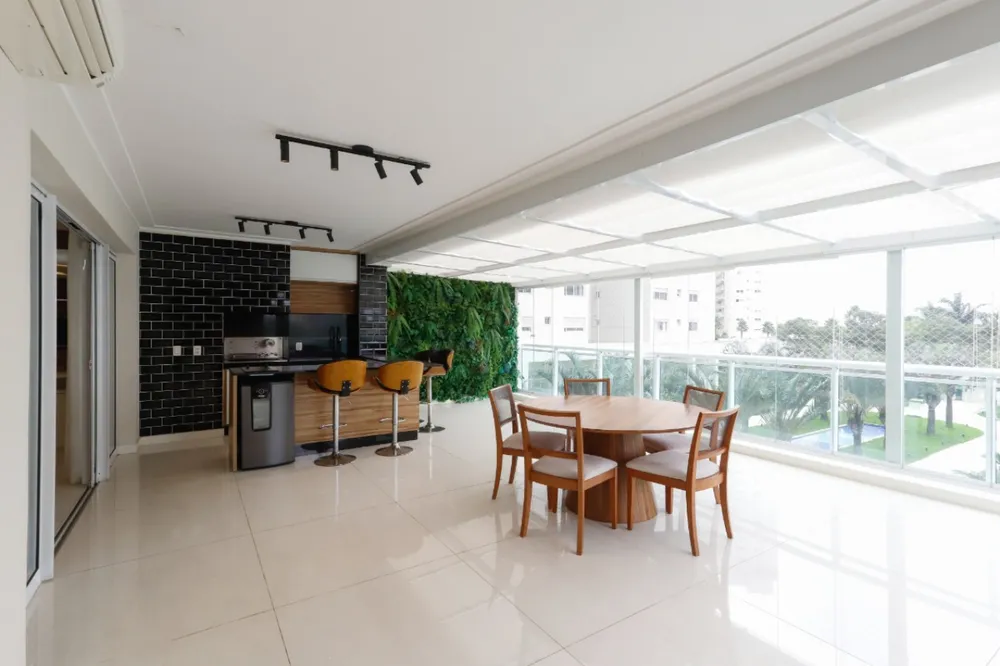 Apartamento, 3 quartos, 185 m² - Foto 1