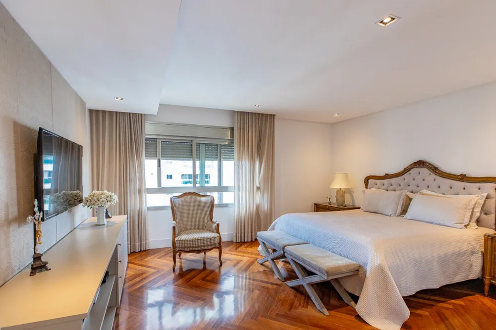 Apartamento, 3 quartos, 485 m² - Foto 1