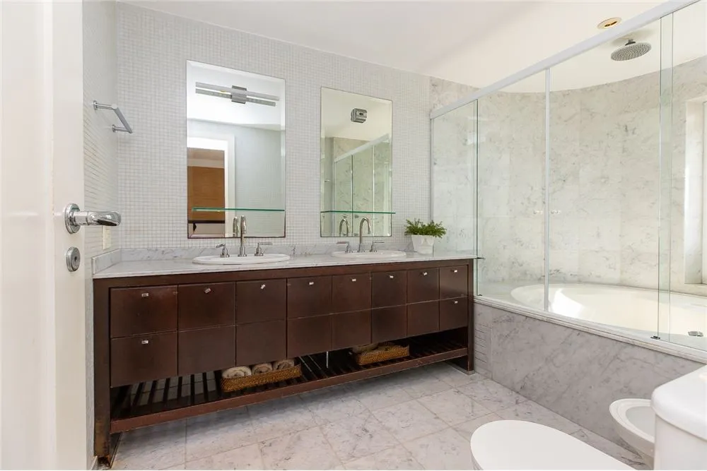 Apartamento, 3 quartos, 243 m² - Foto 11