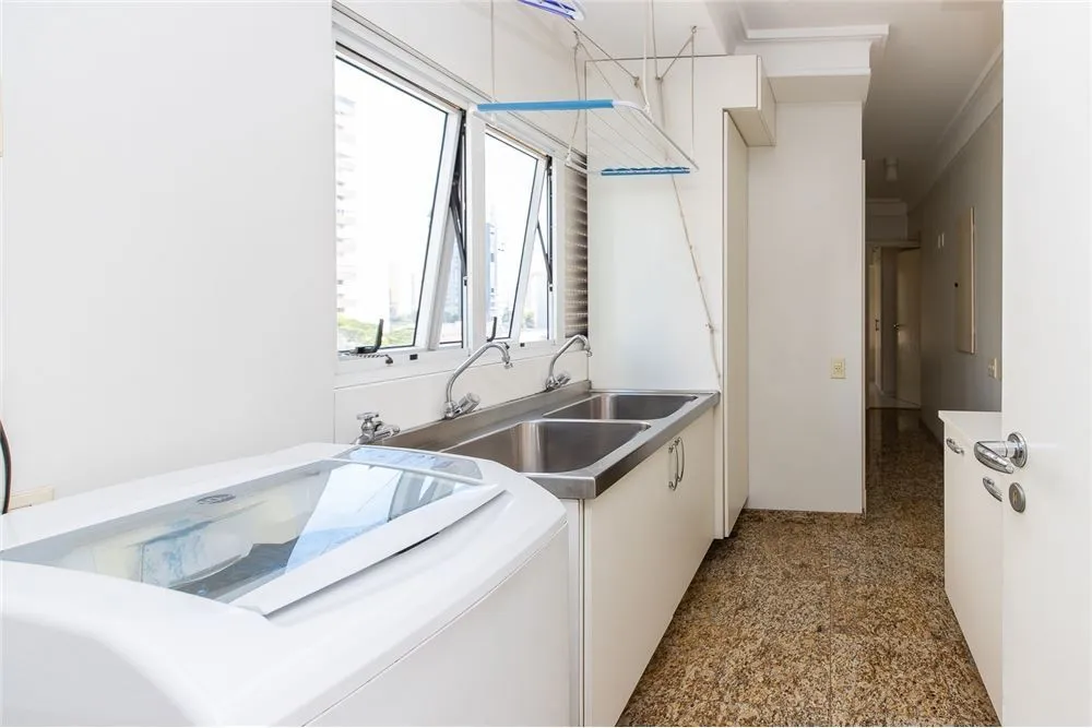 Apartamento, 3 quartos, 243 m² - Foto 9