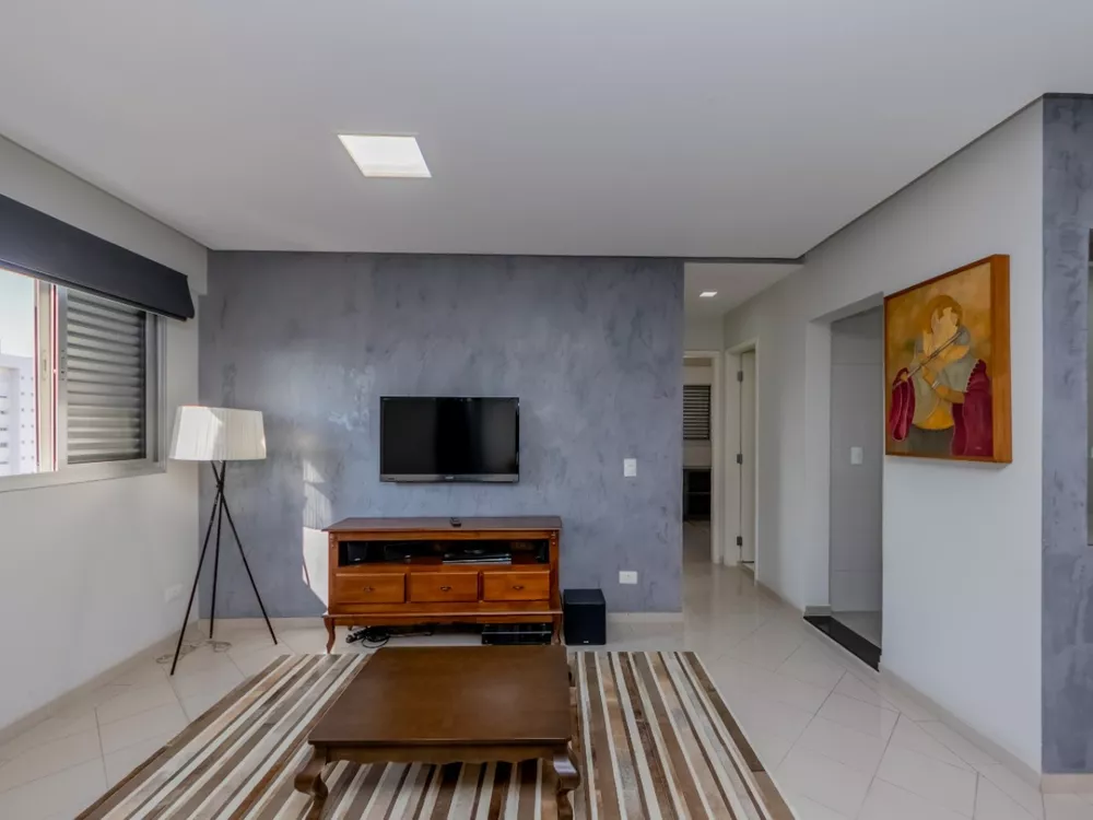 Apartamento à venda com 2 quartos, 73m² - Foto 2