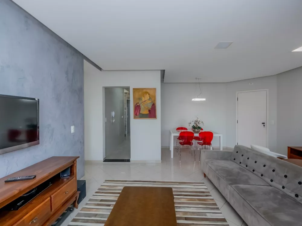 Apartamento à venda com 2 quartos, 73m² - Foto 4