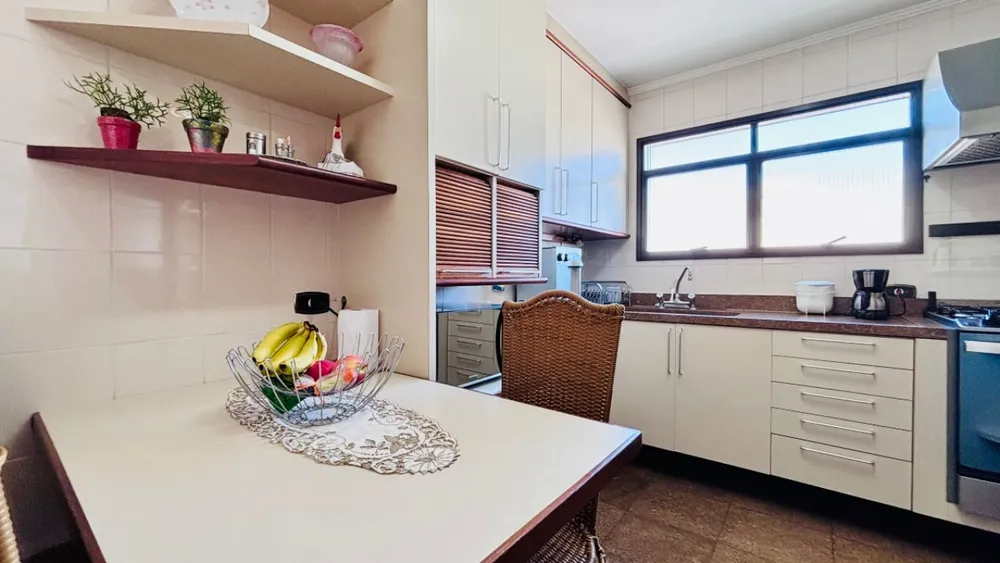 Cobertura, 3 quartos, 246 m² - Foto 1