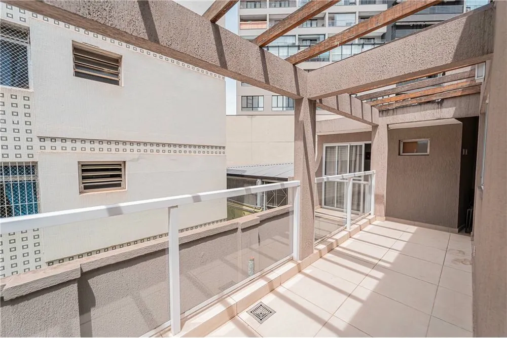 Casa, 4 quartos, 243 m² - Foto 2