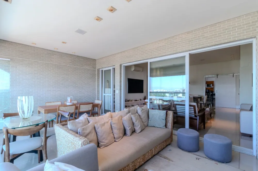 Apartamento, 3 quartos, 161 m² - Foto 2