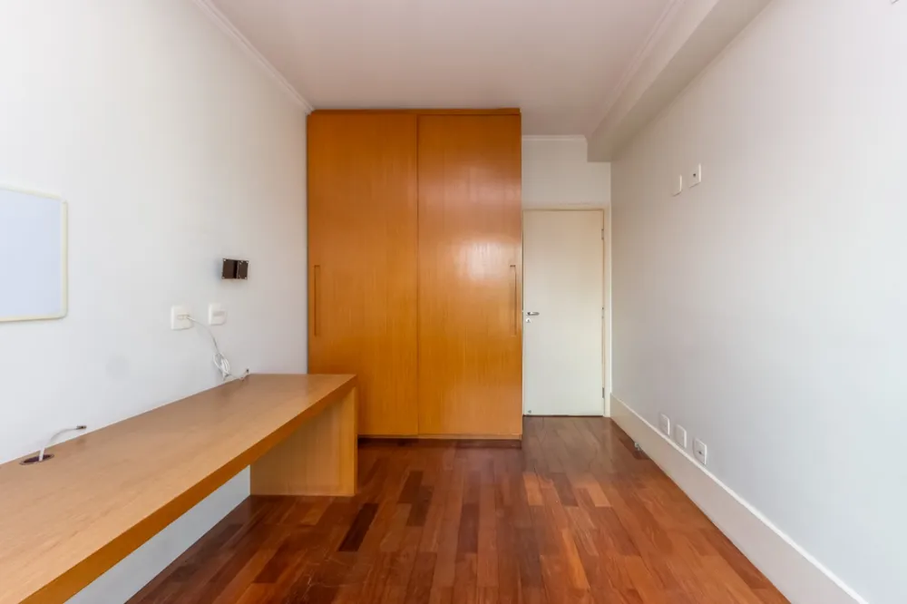 Apartamento, 3 quartos, 159 m² - Foto 2