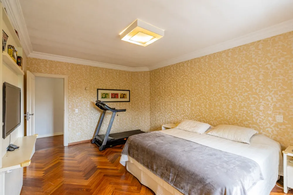 Casa, 4 quartos, 245 m² - Foto 8