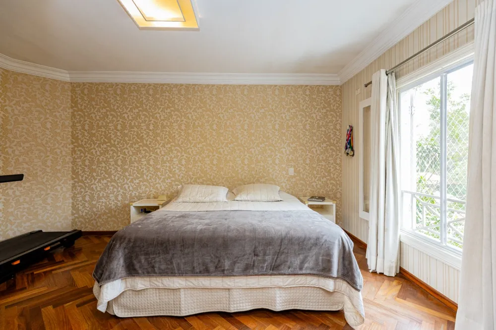 Casa, 4 quartos, 245 m² - Foto 2