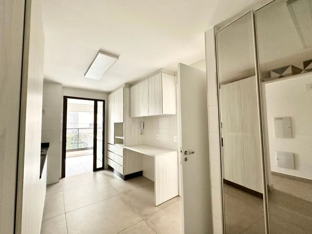 Apartamento, 3 quartos, 142 m² - Foto 3