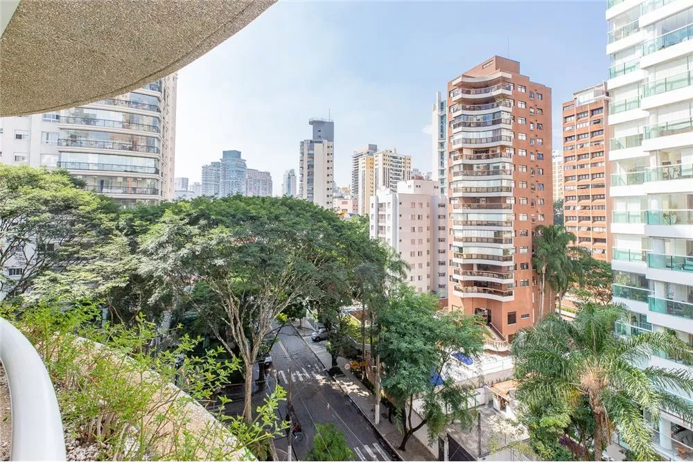 Apartamento à venda com 3 quartos, 243m² - Foto 15