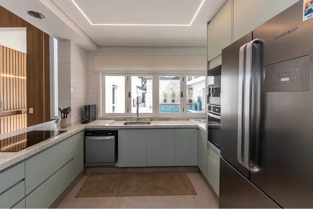 Casa, 4 quartos, 319 m² - Foto 1