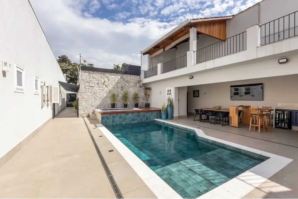 Casa, 4 quartos, 319 m² - Foto 2