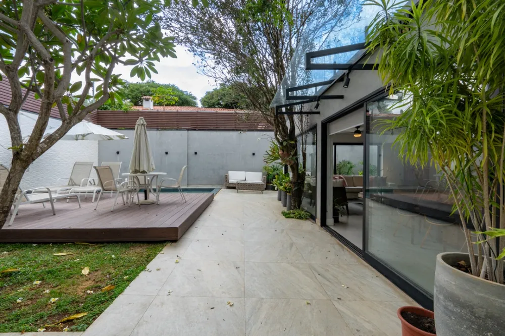 Casa, 4 quartos, 344 m² - Foto 1