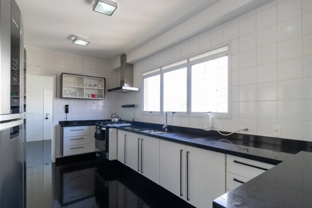 Apartamento, 4 quartos, 246 m² - Foto 4