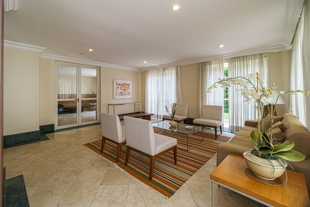 Apartamento à venda com 3 quartos, 214m² - Foto 23