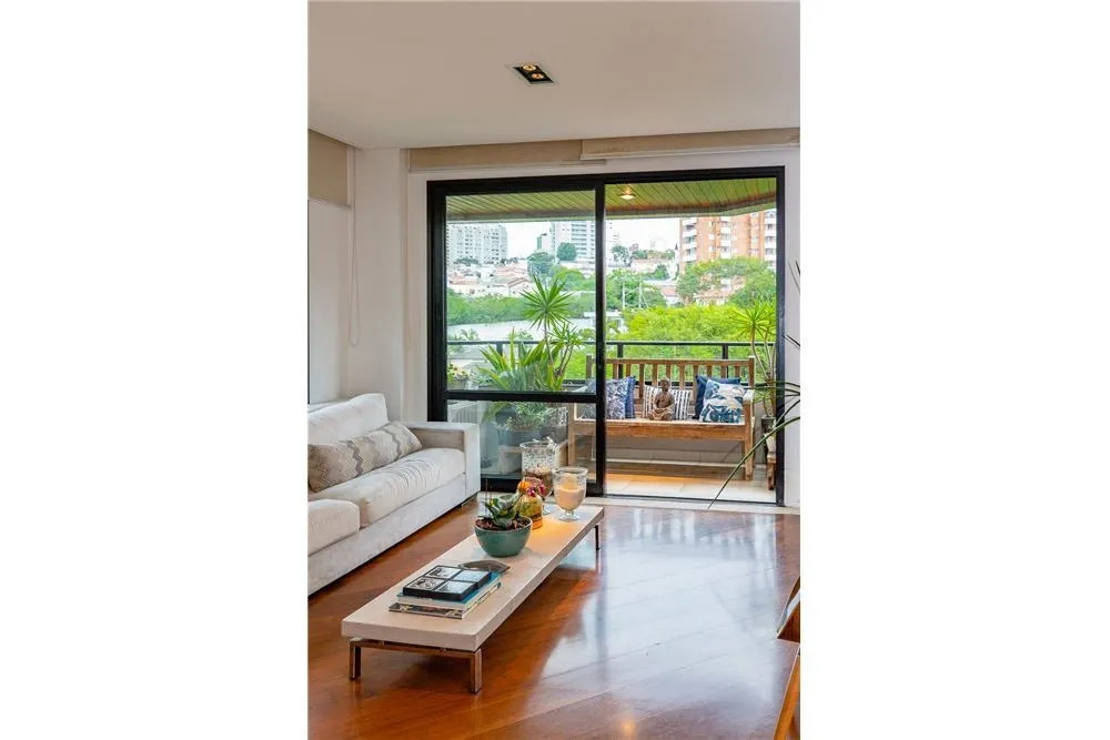 Apartamento, 3 quartos, 205 m² - Foto 1