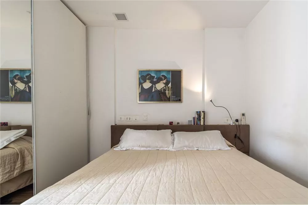 Apartamento à venda com 2 quartos, 70m² - Foto 12