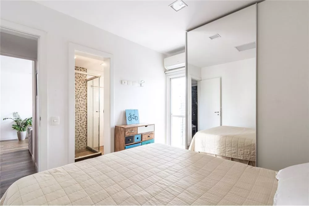 Apartamento à venda com 2 quartos, 70m² - Foto 13