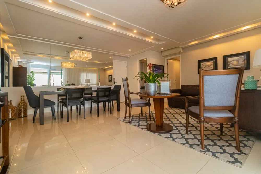Apartamento, 3 quartos, 146 m² - Foto 1