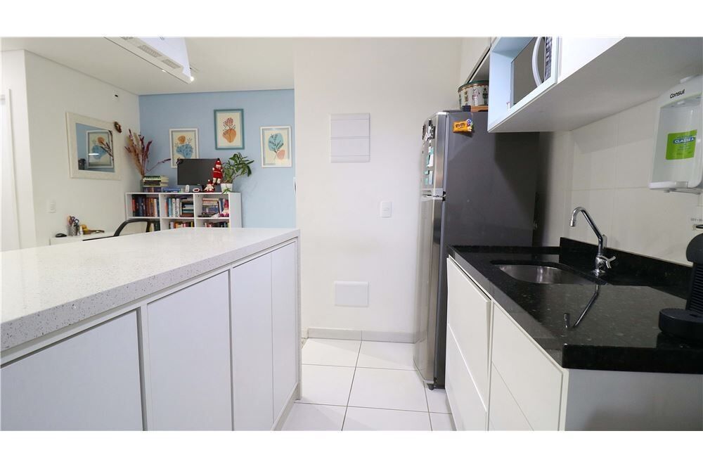 Apartamento à venda com 2 quartos, 62m² - Foto 11