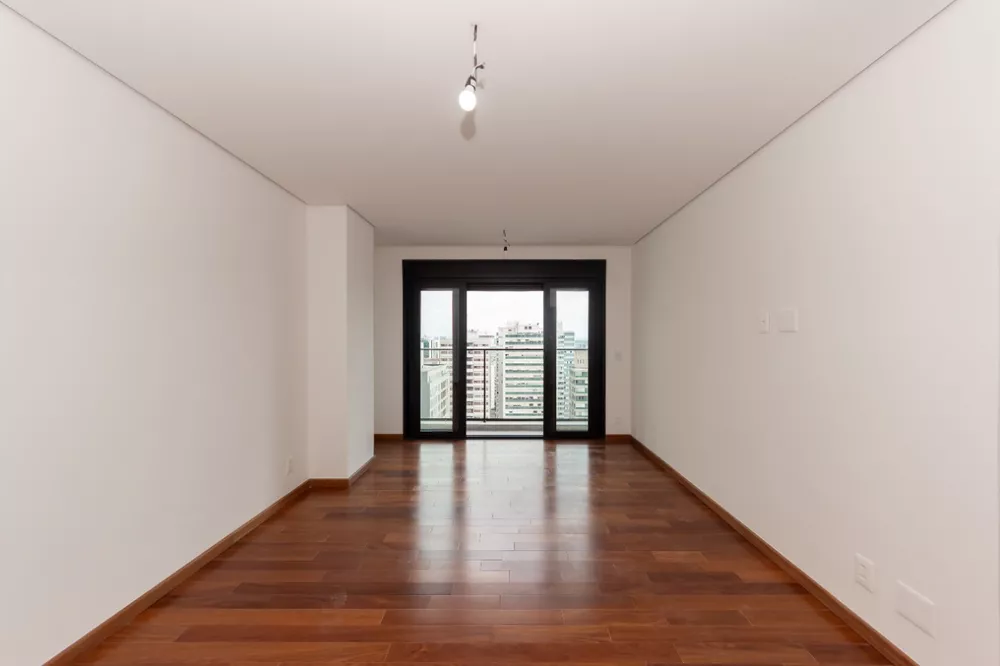 Apartamento à venda com 3 quartos, 208m² - Foto 7