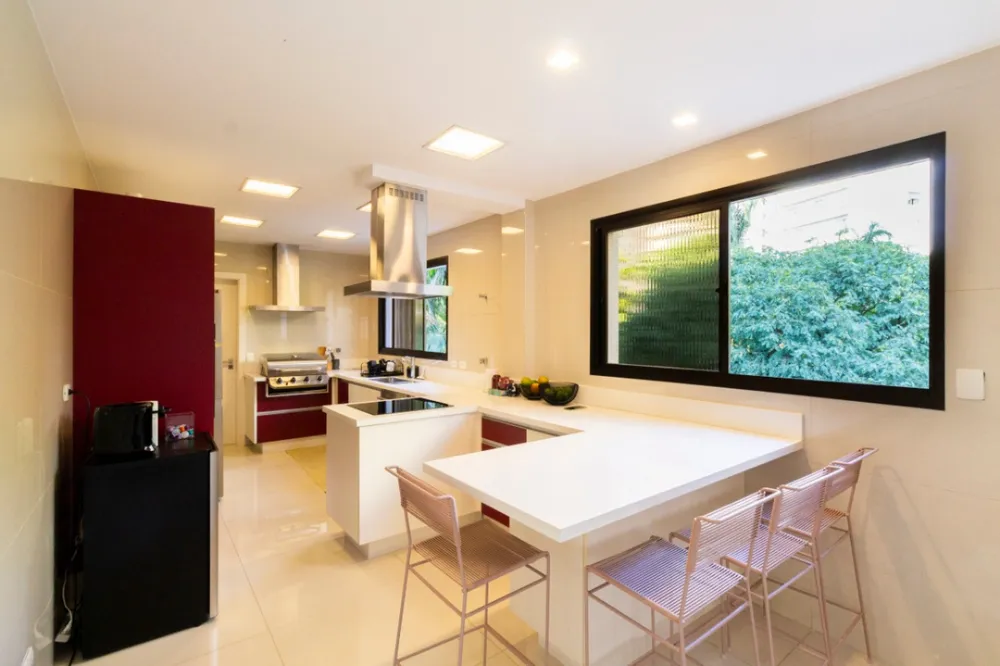 Apartamento, 3 quartos, 290 m² - Foto 2