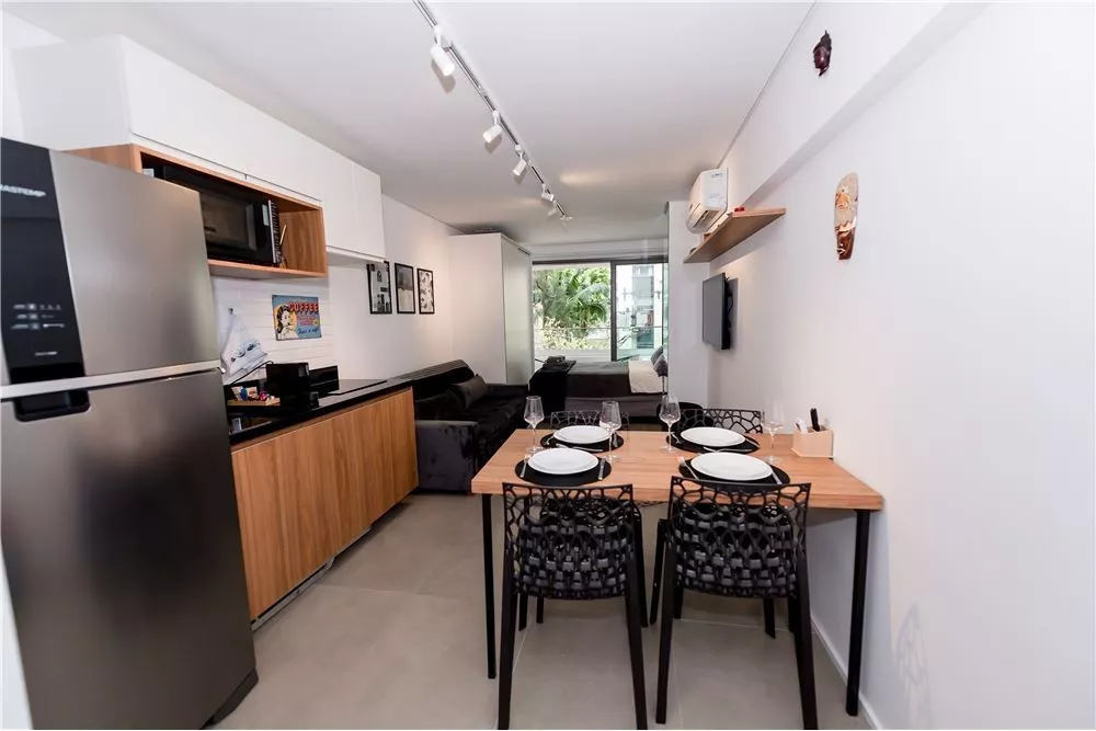 Apartamento à venda com 1 quarto, 28m² - Foto 1