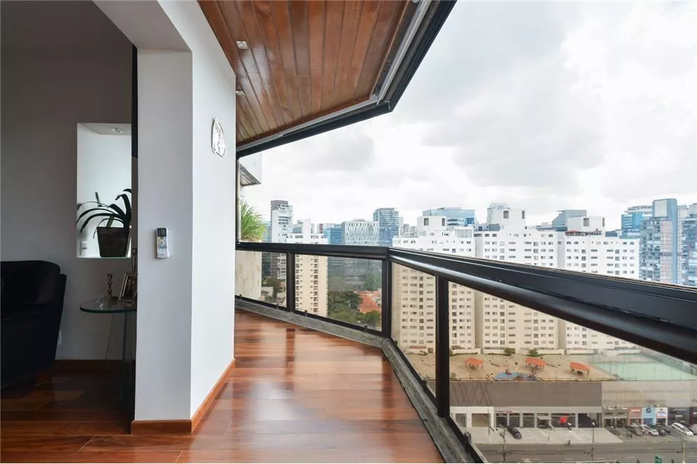 Apartamento à venda com 2 quartos, 151m² - Foto 7