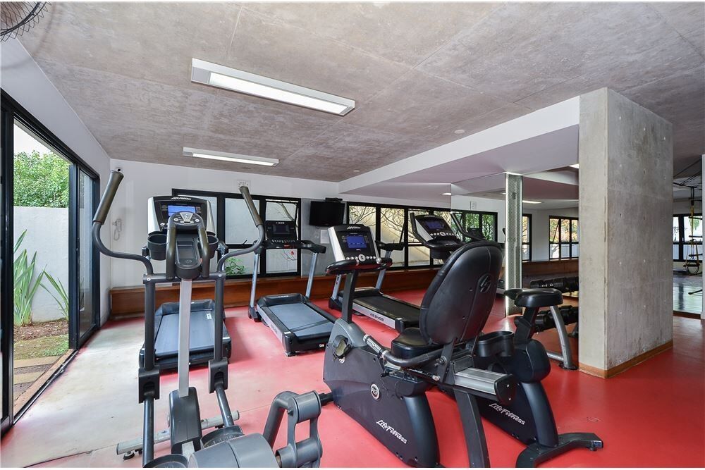 Apartamento à venda com 1 quarto, 70m² - Foto 24