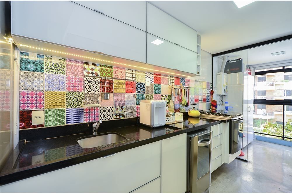 Apartamento à venda com 1 quarto, 70m² - Foto 19
