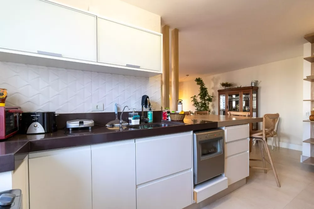 Apartamento à venda com 2 quartos, 103m² - Foto 6